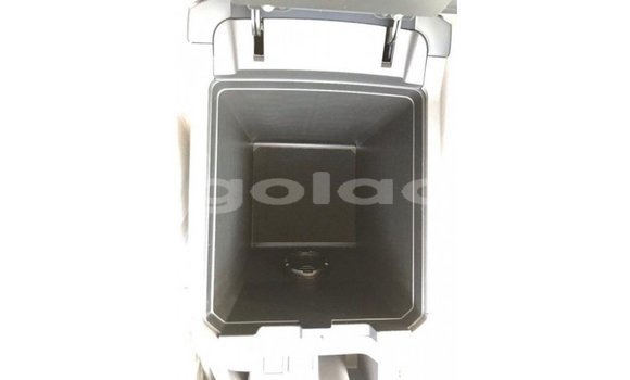 Acheter Import Voiture Toyota Prado Noir à Import - Dubai, Province de Bengo Acheter Import Voiture Toyota Prado Noir à Import - Dubai, Province de Bengo