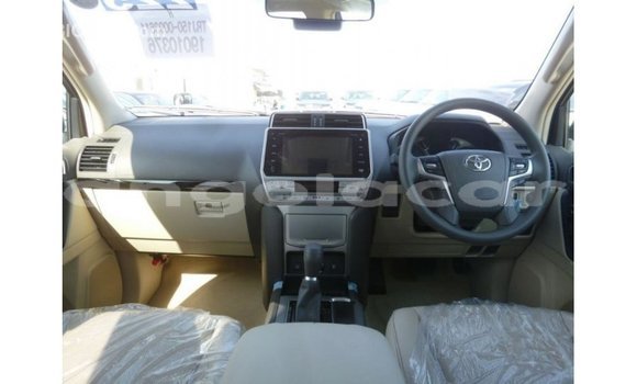 Comprar Importar Toyota Prado Preto Carro em Import - Dubai em Bengo Province Comprar Importar Toyota Prado Preto Carro em Import - Dubai em Bengo Province