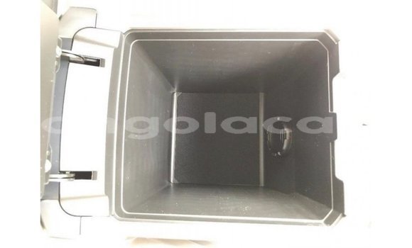 Comprar Importar Toyota Prado Preto Carro em Import - Dubai em Bengo Province Comprar Importar Toyota Prado Preto Carro em Import - Dubai em Bengo Province