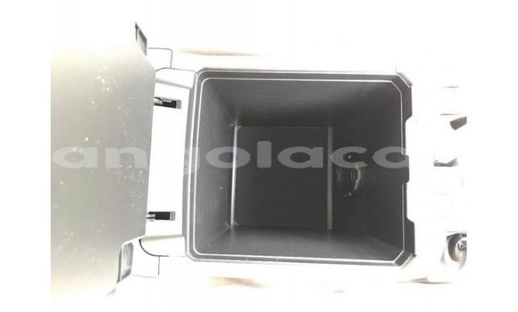 Acheter Import Voiture Toyota Prado Marron à Import - Dubai, Province de Bengo Acheter Import Voiture Toyota Prado Marron à Import - Dubai, Province de Bengo