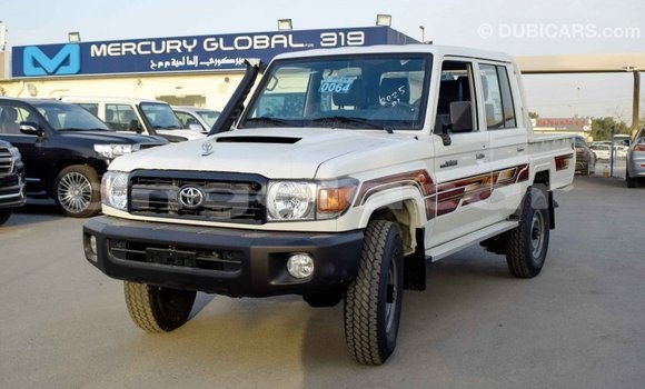 Buy Import Toyota Land Cruiser White Car in Import - Dubai in Bengo Province Buy Import Toyota Land Cruiser White Car in Import - Dubai in Bengo Province