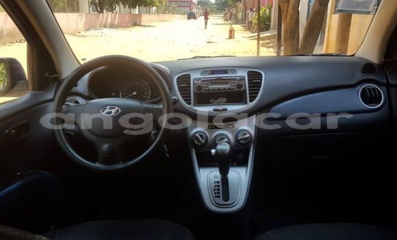 Comprar Usado Hyundai i10 Azul Carro em Luanda em Luanda Province Comprar Usado Hyundai i10 Azul Carro em Luanda em Luanda Province
