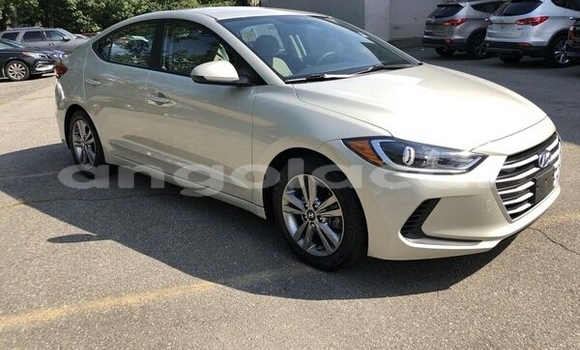 Comprar Usado Hyundai Elantra Outro Carro em Luena em Moxico Comprar Usado Hyundai Elantra Outro Carro em Luena em Moxico