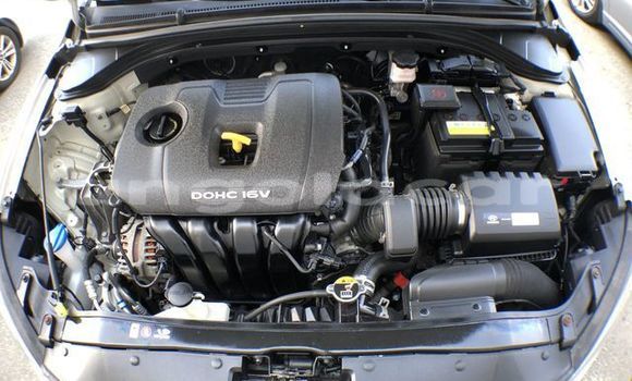 Comprar Usado Hyundai Elantra Outro Carro em Luena em Moxico Comprar Usado Hyundai Elantra Outro Carro em Luena em Moxico