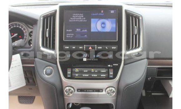 Buy Import Toyota Land Cruiser White Car in Import - Dubai in Bengo Province Buy Import Toyota Land Cruiser White Car in Import - Dubai in Bengo Province
