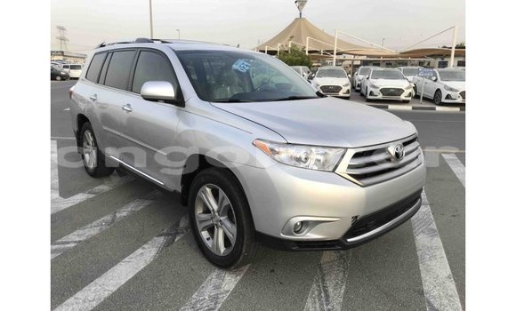 Comprar Importar Toyota Highlander Outro Carro em Import - Dubai em Bengo Province Comprar Importar Toyota Highlander Outro Carro em Import - Dubai em Bengo Province