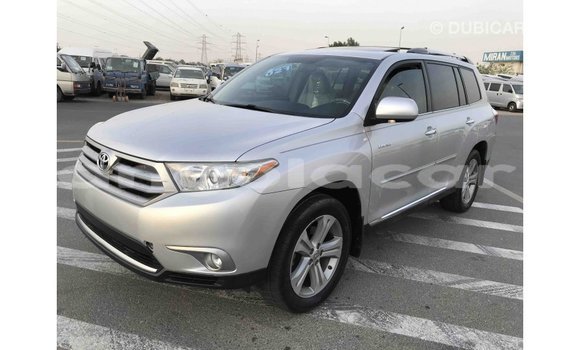 Comprar Importar Toyota Highlander Outro Carro em Import - Dubai em Bengo Province Comprar Importar Toyota Highlander Outro Carro em Import - Dubai em Bengo Province