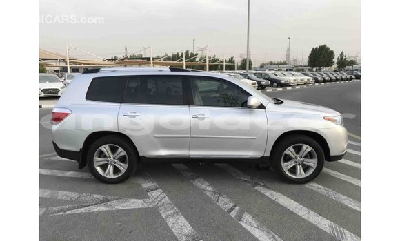 Comprar Importar Toyota Highlander Outro Carro em Import - Dubai em Bengo Province Comprar Importar Toyota Highlander Outro Carro em Import - Dubai em Bengo Province