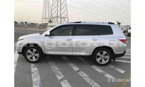 Comprar Importar Toyota Highlander Outro Carro em Import - Dubai em Bengo Province Comprar Importar Toyota Highlander Outro Carro em Import - Dubai em Bengo Province