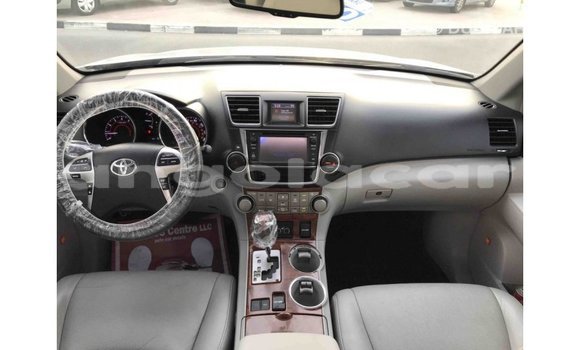 Comprar Importar Toyota Highlander Outro Carro em Import - Dubai em Bengo Province Comprar Importar Toyota Highlander Outro Carro em Import - Dubai em Bengo Province