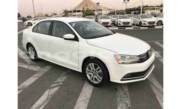 Acheter Import Voiture Volkswagen Jetta Blanc à Import - Dubai, Province de Bengo