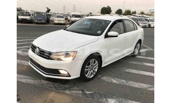 Comprar Importar Volkswagen Jetta Branco Carro em Import - Dubai em Bengo Province Comprar Importar Volkswagen Jetta Branco Carro em Import - Dubai em Bengo Province