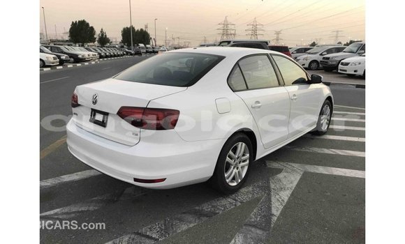Comprar Importar Volkswagen Jetta Branco Carro em Import - Dubai em Bengo Province Comprar Importar Volkswagen Jetta Branco Carro em Import - Dubai em Bengo Province