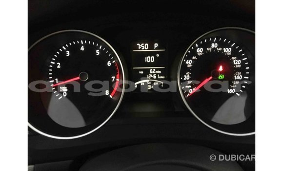 Comprar Importar Volkswagen Jetta Branco Carro em Import - Dubai em Bengo Province Comprar Importar Volkswagen Jetta Branco Carro em Import - Dubai em Bengo Province