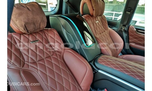 Acheter Import Voiture Lexus LX Noir à Import - Dubai, Province de Bengo Acheter Import Voiture Lexus LX Noir à Import - Dubai, Province de Bengo