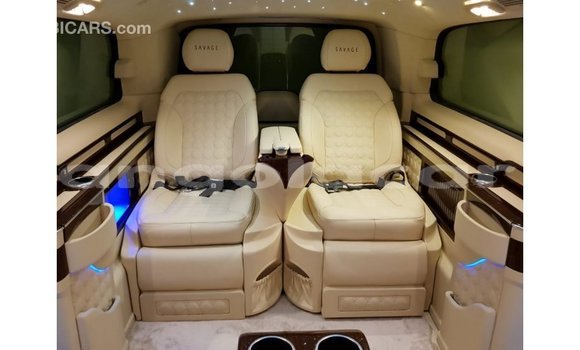 Buy Import Mercedes-Benz 250 Black Car in Import - Dubai in Bengo Province Buy Import Mercedes-Benz 250 Black Car in Import - Dubai in Bengo Province