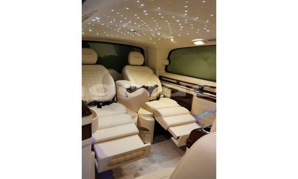 Buy Import Mercedes-Benz 250 Black Car in Import - Dubai in Bengo Province Buy Import Mercedes-Benz 250 Black Car in Import - Dubai in Bengo Province