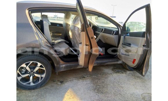 Comprar Importar Kia Sportage Marrom Carro em Import - Dubai em Bengo Province Comprar Importar Kia Sportage Marrom Carro em Import - Dubai em Bengo Province