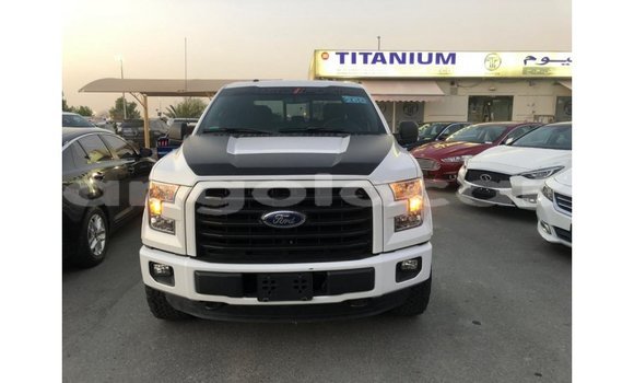 Comprar Importar Ford V8 Branco Carro em Import - Dubai em Bengo Province Comprar Importar Ford V8 Branco Carro em Import - Dubai em Bengo Province