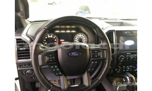 Comprar Importar Ford V8 Branco Carro em Import - Dubai em Bengo Province Comprar Importar Ford V8 Branco Carro em Import - Dubai em Bengo Province