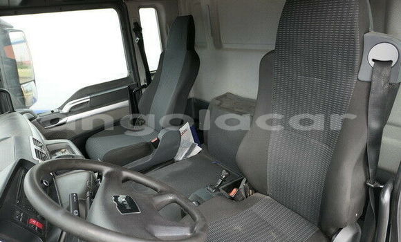 Comprar Usado Volvo F4 Branco Caminhão em Luena em Moxico Comprar Usado Volvo F4 Branco Caminhão em Luena em Moxico