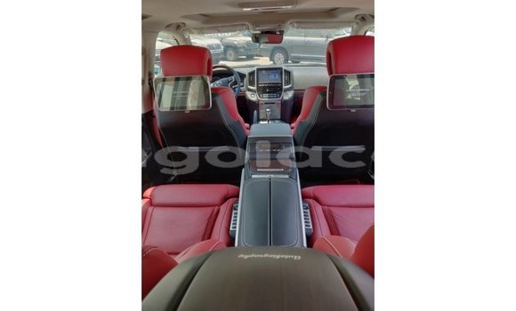 Buy Import Toyota Land Cruiser Black Car in Import - Dubai in Bengo Province Buy Import Toyota Land Cruiser Black Car in Import - Dubai in Bengo Province