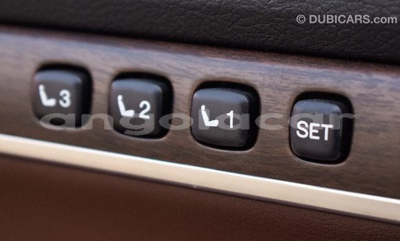 Buy Import Toyota Land Cruiser White Car in Import - Dubai in Bengo Province Buy Import Toyota Land Cruiser White Car in Import - Dubai in Bengo Province