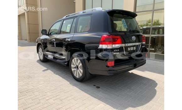 Comprar Importar Toyota Land Cruiser Preto Carro em Import - Dubai em Bengo Province Comprar Importar Toyota Land Cruiser Preto Carro em Import - Dubai em Bengo Province