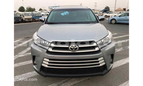 Comprar Importar Toyota Highlander Outro Carro em Import - Dubai em Bengo Province Comprar Importar Toyota Highlander Outro Carro em Import - Dubai em Bengo Province