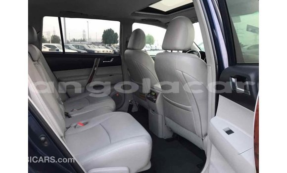 Comprar Importar Toyota Highlander Azul Carro em Import - Dubai em Bengo Province Comprar Importar Toyota Highlander Azul Carro em Import - Dubai em Bengo Province