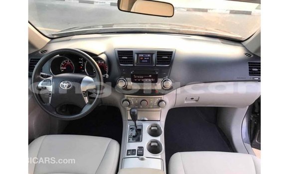 Comprar Importar Toyota Highlander Outro Carro em Import - Dubai em Bengo Province Comprar Importar Toyota Highlander Outro Carro em Import - Dubai em Bengo Province