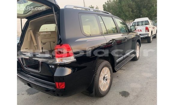Comprar Importar Toyota Land Cruiser Preto Carro em Import - Dubai em Bengo Province Comprar Importar Toyota Land Cruiser Preto Carro em Import - Dubai em Bengo Province