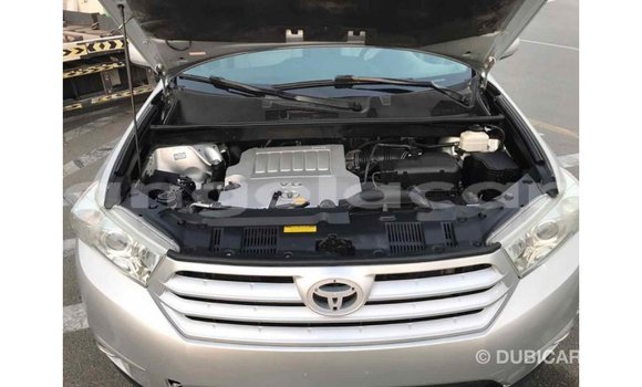 Comprar Importar Toyota Highlander Outro Carro em Import - Dubai em Bengo Province Comprar Importar Toyota Highlander Outro Carro em Import - Dubai em Bengo Province