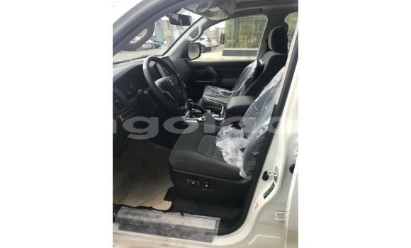 Buy Import Toyota Land Cruiser White Car in Import - Dubai in Bengo Province Buy Import Toyota Land Cruiser White Car in Import - Dubai in Bengo Province