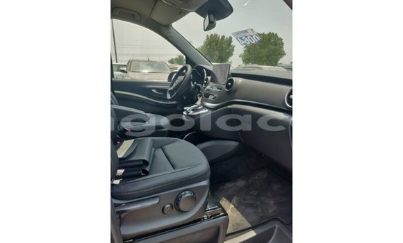 Buy Import Mercedes-Benz 250 Black Car in Import - Dubai in Bengo Province Buy Import Mercedes-Benz 250 Black Car in Import - Dubai in Bengo Province