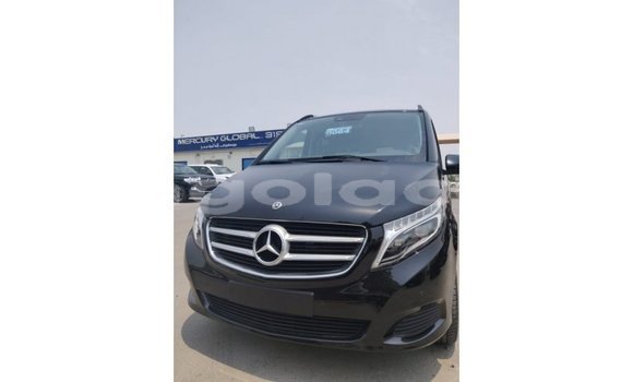 Buy Import Mercedes-Benz 250 Black Car in Import - Dubai in Bengo Province Buy Import Mercedes-Benz 250 Black Car in Import - Dubai in Bengo Province