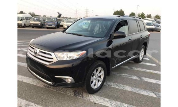 Comprar Importar Toyota Highlander Preto Carro em Import - Dubai em Bengo Province Comprar Importar Toyota Highlander Preto Carro em Import - Dubai em Bengo Province