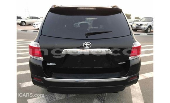 Comprar Importar Toyota Highlander Preto Carro em Import - Dubai em Bengo Province Comprar Importar Toyota Highlander Preto Carro em Import - Dubai em Bengo Province