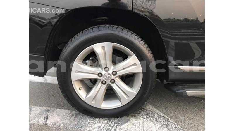 Big with watermark toyota highlander bengo province import dubai 3319