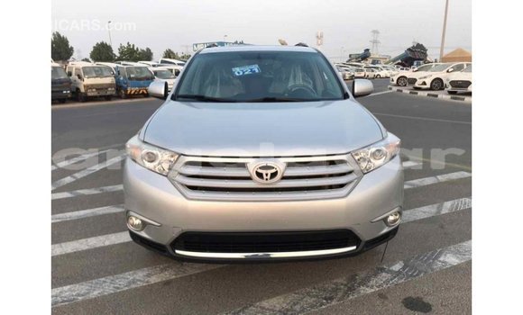 Comprar Importar Toyota Highlander Outro Carro em Import - Dubai em Bengo Province Comprar Importar Toyota Highlander Outro Carro em Import - Dubai em Bengo Province