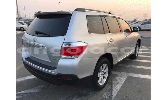 Comprar Importar Toyota Highlander Outro Carro em Import - Dubai em Bengo Province Comprar Importar Toyota Highlander Outro Carro em Import - Dubai em Bengo Province