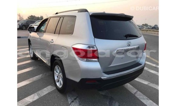 Comprar Importar Toyota Highlander Outro Carro em Import - Dubai em Bengo Province Comprar Importar Toyota Highlander Outro Carro em Import - Dubai em Bengo Province
