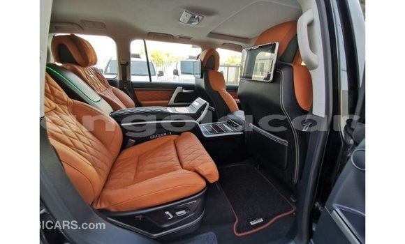 Buy Import Toyota Land Cruiser Black Car in Import - Dubai in Bengo Province Buy Import Toyota Land Cruiser Black Car in Import - Dubai in Bengo Province