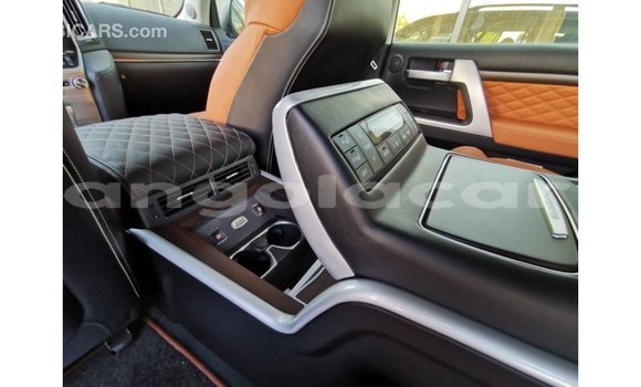 Buy Import Toyota Land Cruiser Black Car in Import - Dubai in Bengo Province Buy Import Toyota Land Cruiser Black Car in Import - Dubai in Bengo Province