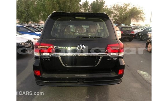 Comprar Importar Toyota Land Cruiser Preto Carro em Import - Dubai em Bengo Province Comprar Importar Toyota Land Cruiser Preto Carro em Import - Dubai em Bengo Province