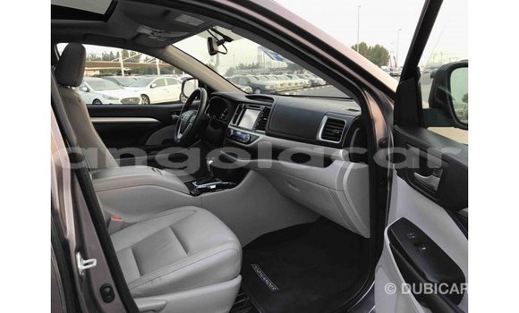 Comprar Importar Toyota Highlander Outro Carro em Import - Dubai em Bengo Province Comprar Importar Toyota Highlander Outro Carro em Import - Dubai em Bengo Province
