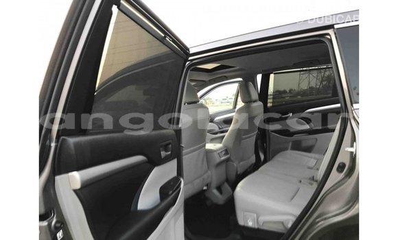 Comprar Importar Toyota Highlander Outro Carro em Import - Dubai em Bengo Province Comprar Importar Toyota Highlander Outro Carro em Import - Dubai em Bengo Province