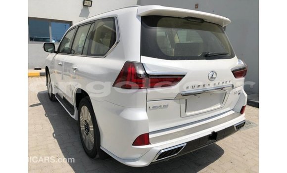 Acheter Import Voiture Lexus LX Blanc à Import - Dubai, Province de Bengo Acheter Import Voiture Lexus LX Blanc à Import - Dubai, Province de Bengo