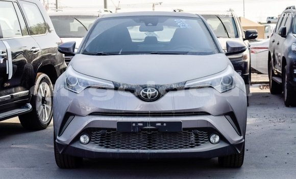 Buy Import Toyota C-HR Other Car in Import - Dubai in Bengo Province Buy Import Toyota C-HR Other Car in Import - Dubai in Bengo Province