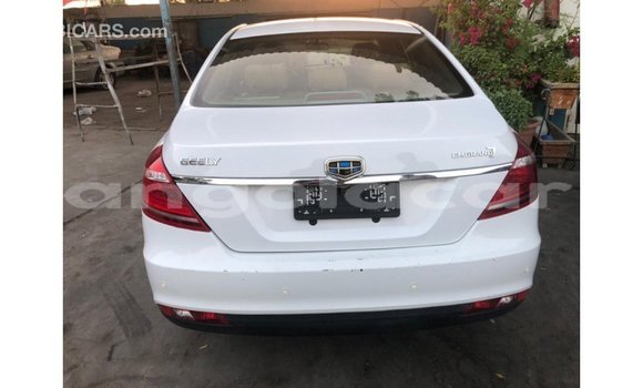 Comprar Importar Geely Emgrand 7 Branco Carro em Import - Dubai em Bengo Province Comprar Importar Geely Emgrand 7 Branco Carro em Import - Dubai em Bengo Province